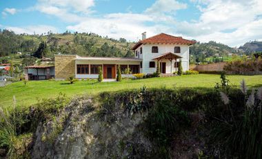 Quinta - Cuenca
