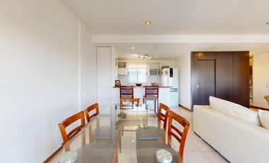 Departamento de dos dormitorios con terraza privada en venta