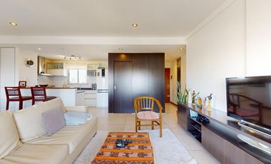 Departamento de dos dormitorios con terraza privada en venta