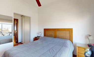 Departamento de dos dormitorios con terraza privada en venta