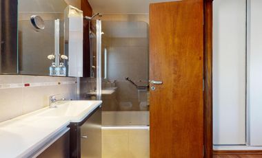 Departamento de dos dormitorios con terraza privada en venta