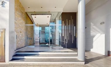 Departamento de dos dormitorios con terraza privada en venta