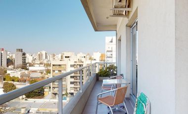 Departamento de dos dormitorios con terraza privada en venta