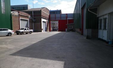 Excelente galpón en alquiler