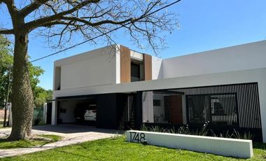 Casa - Barrio Villa Los Álamos