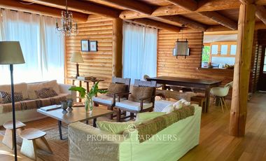 Casa con increíble vista y playa - Arriendo verano 2025.