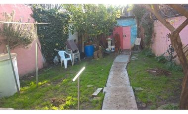 Chalet 5 ambientes en barrio parqueBosqueAlegre. Toma menor valor