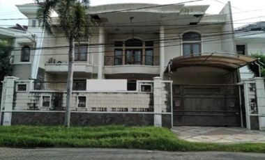 Rumah Dijual Puncak Permai Utara Surabaya KT