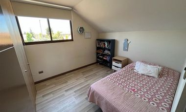 Casa en arriendo Condominio Los Poleros, Polo B, Machalí