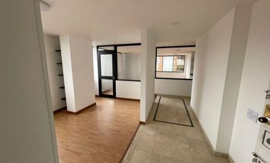 oficina en arriendo/venta en lago gaitan. Cod A17149