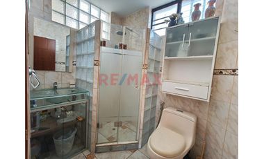 Casa Comercial En Alquiler – Barranco 🚨