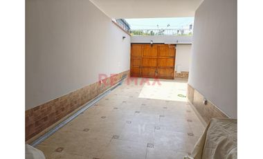 Casa Comercial En Alquiler – Barranco 🚨