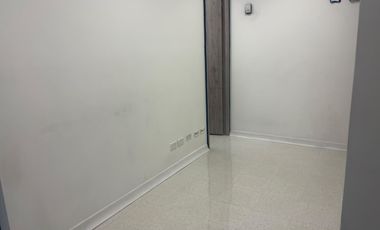 consultorio en arriendo en centro comercial mayorca, torre medica. Cod A9433517