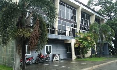 Furnished Townhouse for Rent with 3 Bedroom Inside Clark Ang