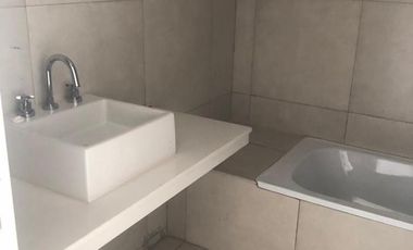 Departamento De 3 Ambientes con cochera en Terrazas Al Polo Greenville