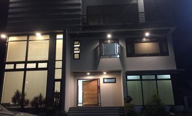 FOR SALE - House and Lot in South Forbes, Cavite