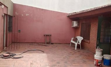 Casa PH en venta en Moron Sur