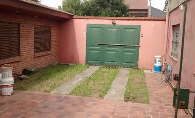 Casa PH en venta en Moron Sur