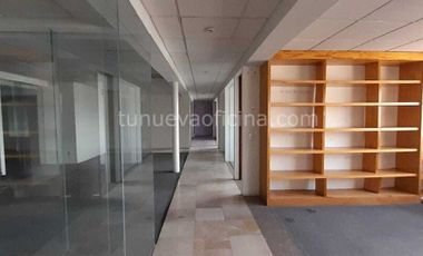 Oficina de 132m2 Acondicionada en Renta en Torre corporativa en Col. Juarez,CDMX