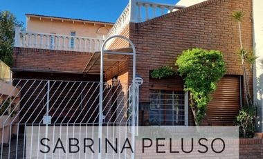 VENTA CASA VILLA LUZURIAGA