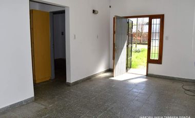 CASA EN LOTE A DOS CUADRAS DEL PARQUE GOLF