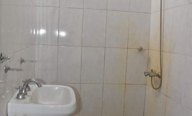 CASA EN LOTE A DOS CUADRAS DEL PARQUE GOLF