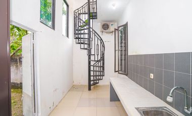 Rumah Terawat 14 Menit ke Gerbang Tol Kukusan 3 Bebas Banjir J-41876