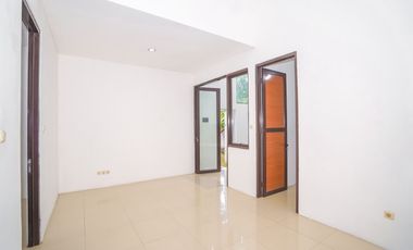 Rumah Terawat 14 Menit ke Gerbang Tol Kukusan 3 Bebas Banjir J-41876