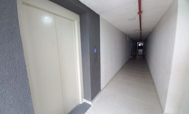 apartamento en arriendo/venta en flor alba campestre piso 18. Cod A13592