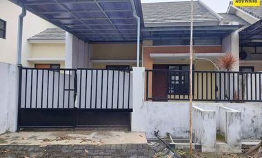 Rumah disewakan di RW 11, Babatan, Wiyung, Surabaya, Jawa Timur