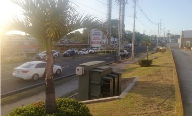 Venta Local Comercial Brisas Del Golf