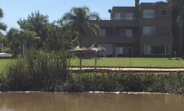 VENTA DE CASA EN EL DELTA TIGRE CLUB NÁUTICO ISLA SANTA MÓNICA