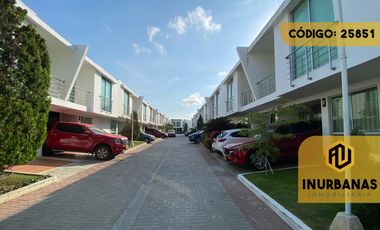 casa en venta en villa campestre. Cod V25851