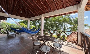 VENDO CASA DE PLAYA FRENTE AL MAR, RIO HATO (2)