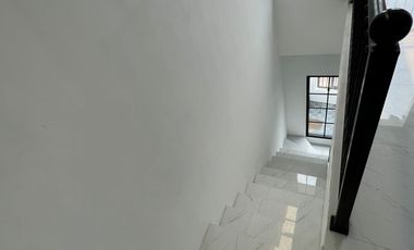 Disewakan Rumah Baru 2 lantai siap Huni di Utan Kayu, Jakarta Timur