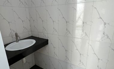 Disewakan Rumah Baru 2 lantai siap Huni di Utan Kayu, Jakarta Timur