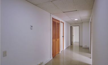 Oficina en venta, Manila, Medellín