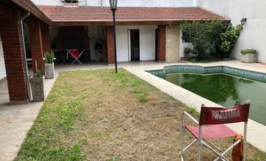 Casa en venta en Ramos Mejia Sur