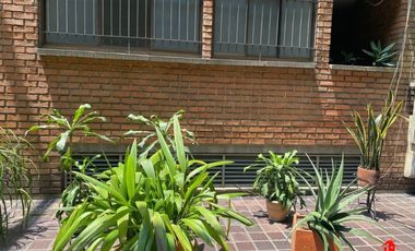 oficina en arriendo en la candelaria. Cod A5225