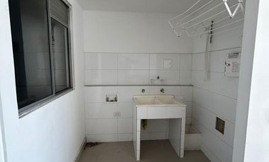 apartamento en venta en ciudad jardín. Cod V104962