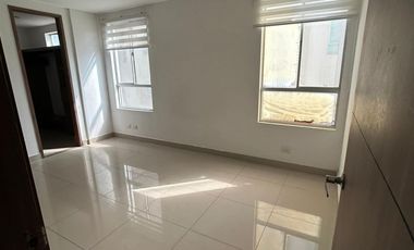 apartamento en venta en ciudad jardín. Cod V104962