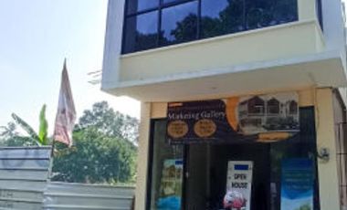 Ruko setrategis di jalan utama Jatiasih. Total 9 Ruko unit