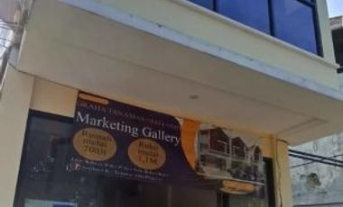 Ruko setrategis di jalan utama Jatiasih. Total 9 Ruko unit