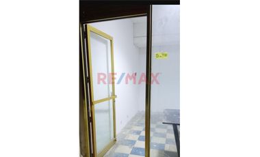 🏢 Ocasion! Alquilo Almacén En Galería La Gran Vía – Jr. De La Unión (Céntrico Y Seguro)