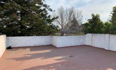 Chalet en venta en Bernal Oeste