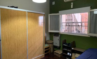 Chalet en venta en Bernal Oeste