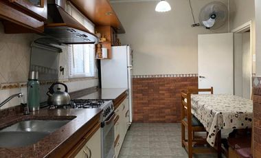 Chalet en venta en Bernal Oeste