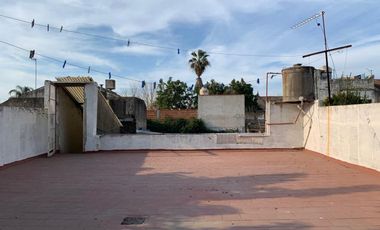Chalet en venta en Bernal Oeste