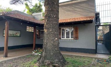 Chalet en venta en Bernal Oeste