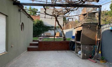 Chalet en venta en Bernal Oeste